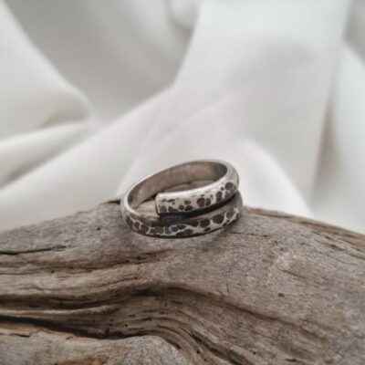 Χειροποίητο ασημένιο δαχτυλίδι με οξείδωση  -Powered